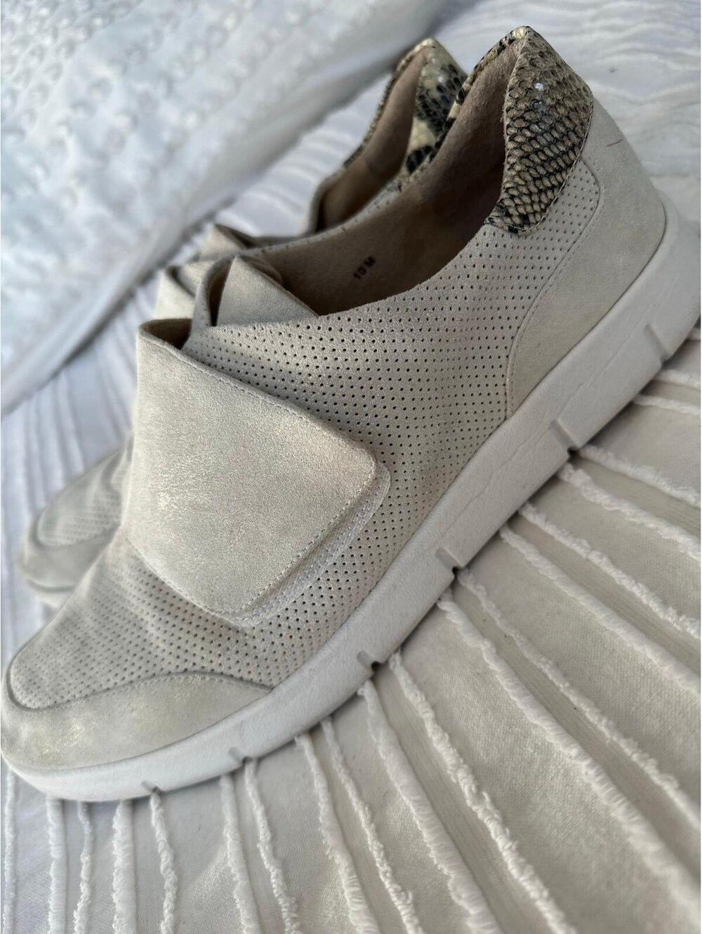 Vaneli Sport Metallic Athleisure Shoes with Velcro Strap- women’s size 10.